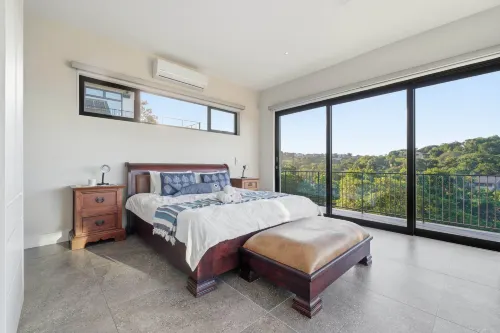 Coral House - Staynest Guesthouse - 3-Star