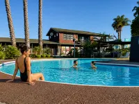 Teal Motor Lodge - Pools