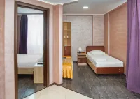 Novokosino Hotel - parking