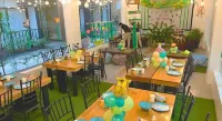 Containers by Eco Hotel - sarapan
