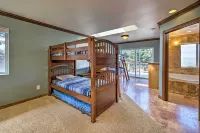 Coastal Oregon Retreat w/ Grill: 11 Mi to Astoria! - Country Houses