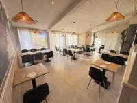 Logis Hôtel l'Oliveraie Hotels in Cognac
