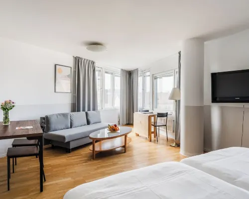 2Home Hotel Apartments Hotele w: Solna