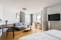 2Home Hotel Apartments - gimnasio