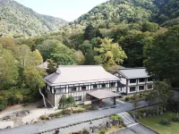 간코소 시라네산 주변 호텔