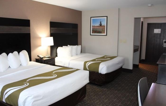 AmericInn by Wyndham Holland MI