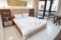 Gaddis Hotel, Suites and Apartments - Balkon