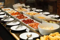 Trade Hotel - breakfast