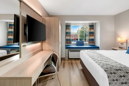 Microtel Inn & Suites by Wyndham Greenville / Woodruff Rd - 2-Sterne