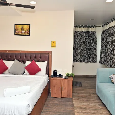 Hotel Ganesh Mahalakshmi Inn