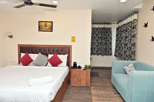 Hotel Ganesh Mahalakshmi Inn - servizio colazione