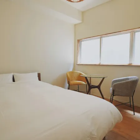 sunroom Hotel,Cafe,Bar