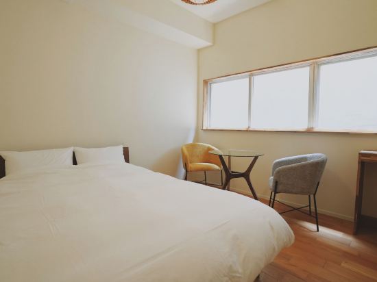 sunroom Hotel,Cafe,Bar