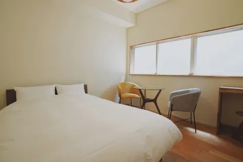 sunroom Hotel,Cafe,Bar - 2 estrellas