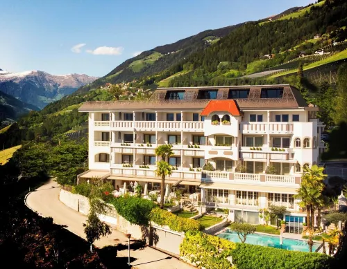 Hotel Bergland - 4-Star