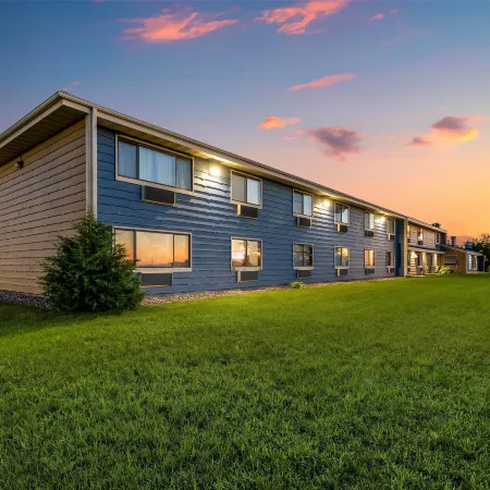AmericInn by Wyndham Albert Lea