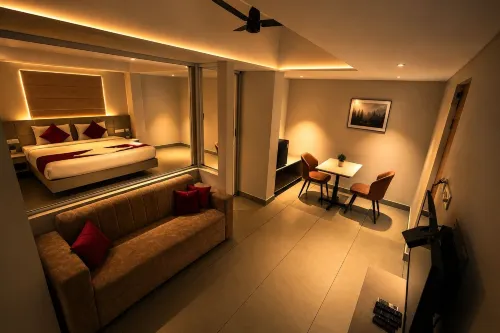 Hypolux Business Hotel - 2-Star