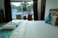 Prasanna Beach Resort - 150 meters to Kihim Beach - 駐車場