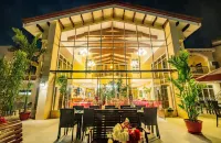 Hotel Palacio - สวนน้ำ