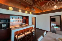 Royalton CHIC Antigua, An Autograph Collection All-Inclusive Resort - Adults Only - bar