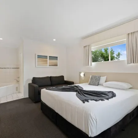 Comfort Inn All Seasons