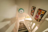 Luxury High Ceiling 2BR Apt Near Centre & Stadium - 2-stjärniga
