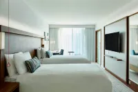 Courtyard Luton Airport - pet friendly