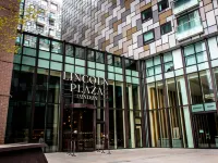 Lincoln Plaza London, Curio Collection by Hilton Hotels near Docklands