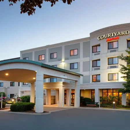 Courtyard Middletown Goshen