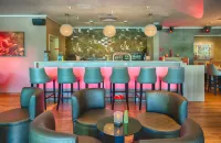科隆萊昂納多皇家酒店-森林城市 - 酒吧