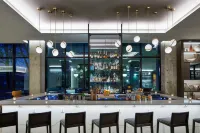 AC Hotel Sacramento - بار