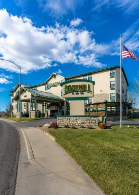 Boothill Inn and Suites - Pools