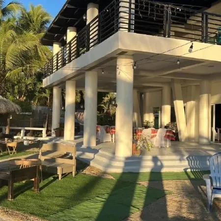 North Shores Inn