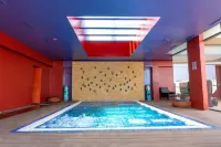 Noom Hotel Dakar Sea Plaza, a member of Radisson Individuals - Bathtub