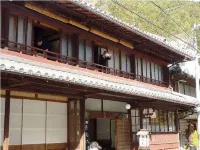 Kamigoten Ryokan Hôtels à : Tanabe