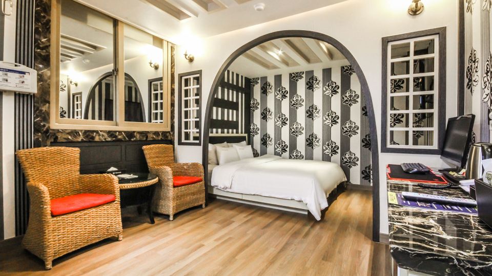 Jinju Hotel Beach