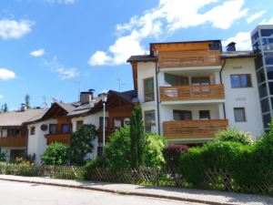 1 Three-Room Apartment with Panoramic View