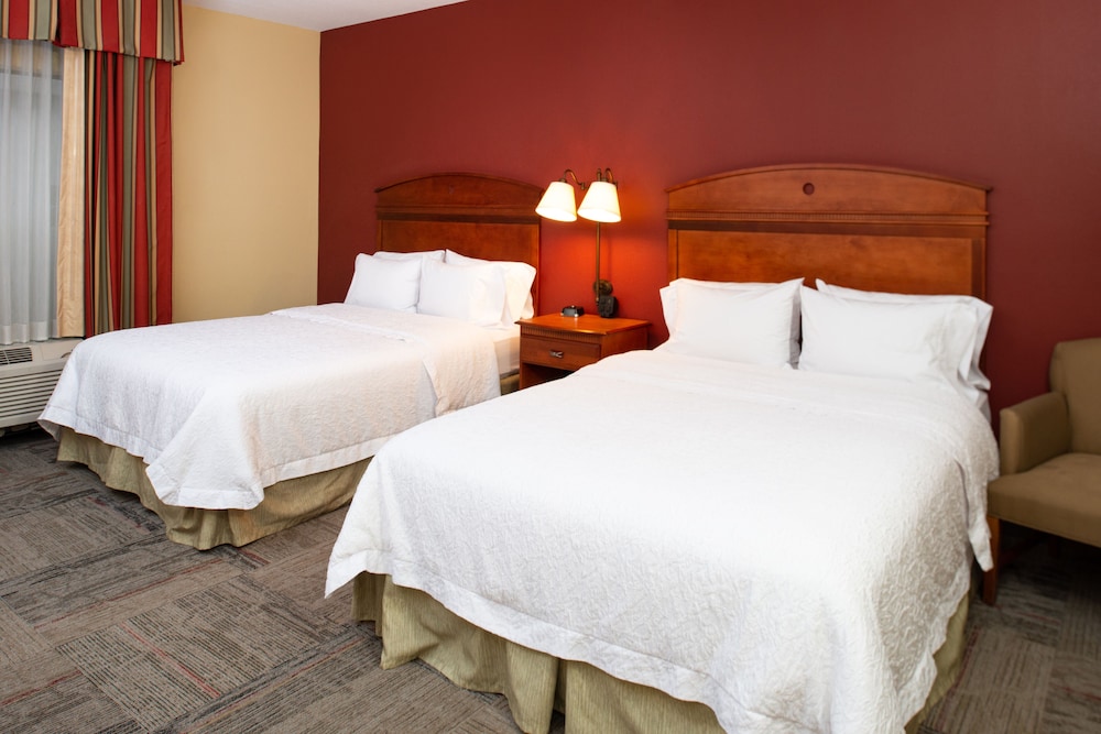 Hampton Inn Kansas City Northeast