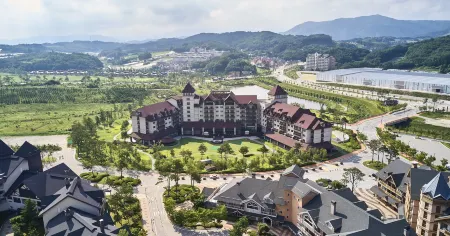 InterContinental Hotels Alpensia Pyeongchang Resort Отели рядом с достопримечательностью «MonaYongPyong - Ski Resort»