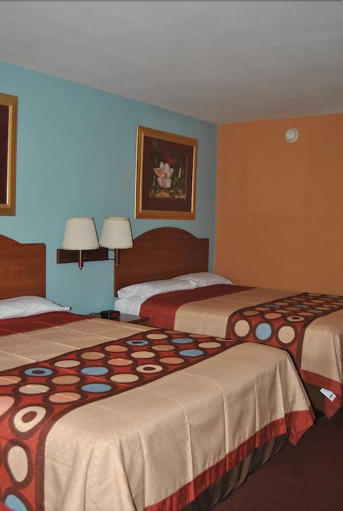 Sky-Palace Inn & Suites Laredo