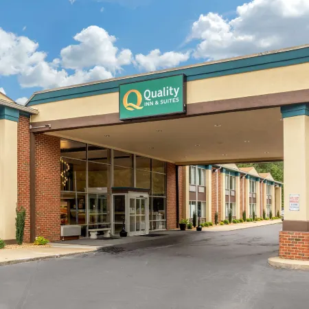 Quality Inn & Suites Apex-Holly Springs