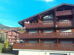 St Gervais, Home with A View. Dble Bedroom; Child Bed. Pkg. Central Quiet Venue