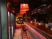 Yellow House - Quầy bar