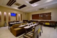 Hotel le Roi Raipur at Raipur Railway Station Hotels in Raipur