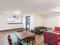Super 8 by Wyndham North Sioux City Hotels in Union County