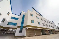 Yeongam Pool Self Check-in Hotel - Motels