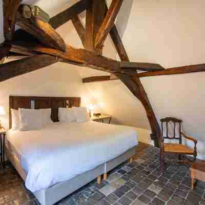 Les Remparts Hotels & Demeures Historiques Rooms