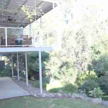 Bellevue on the Bay Hotel Exterior