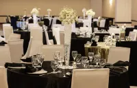 Embassy Suites by Hilton Seattle North Lynnwood - breakfast