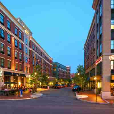 Hampton Inn & Suites Portsmouth Downtown Hotel Exterior